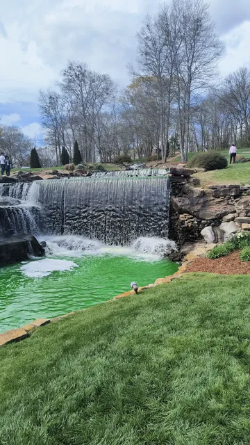 Hampton Cove Waterfall