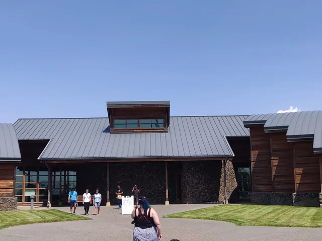 Tamastslikt Cultural Institute