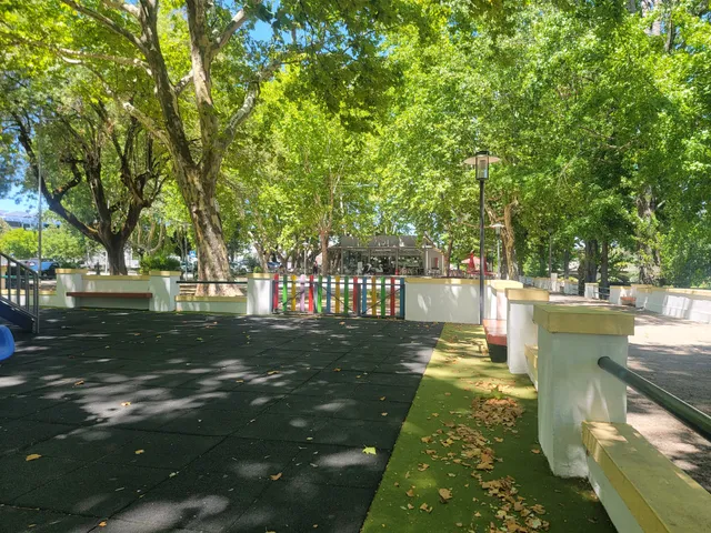 Jardim da Alameda da Carvalha.