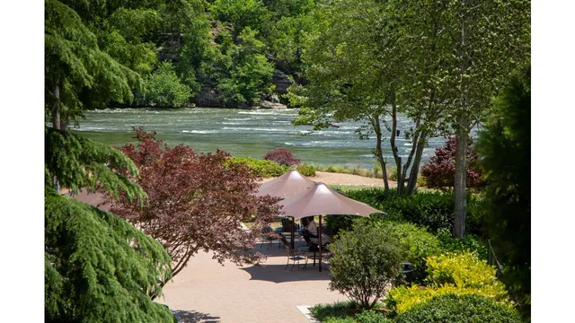 Walton On The Chattahoochee