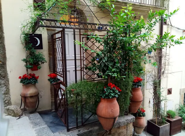 Il Dito e La Luna B&B