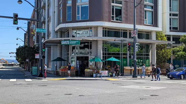 Gus's Community Market