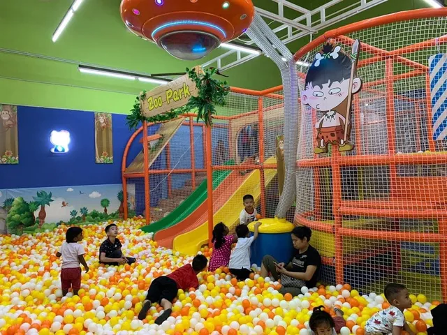 Happy kids indoor playground seri alam