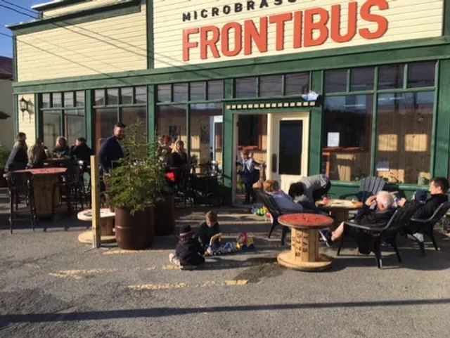 Au Frontibus - Microbrasserie