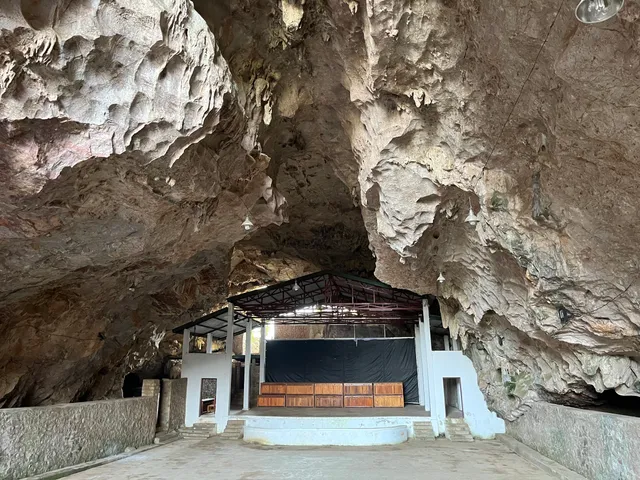Vieng Xai Caves Visitor Centre