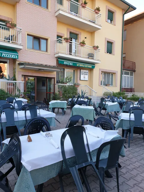 Hotel La Tavola Rotonda