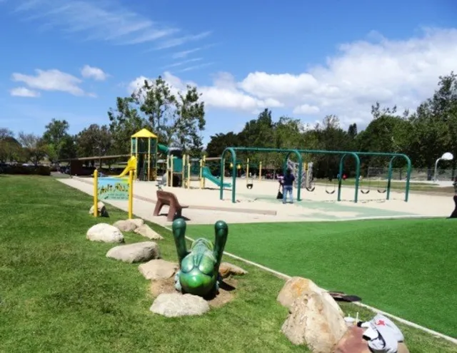 Thousand Oaks Community Park