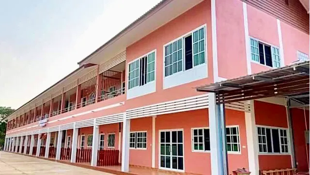 สุพัตราอพาร์ทเม้นท์นาเฉลียง