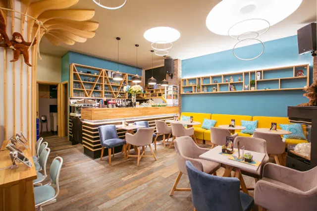 Aladdin Kids play park-cafe