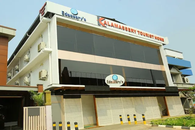 Super Townhouse Edasserys Kalamassery Tourist Home