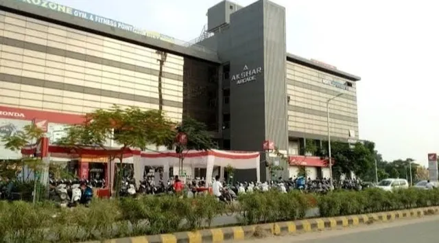 HOTEL ROYAL PLATINUM