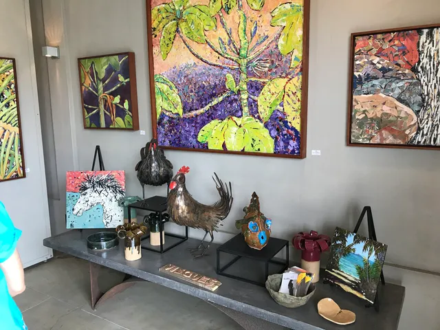 Siddhia Hutchinson Fine Art Gallery