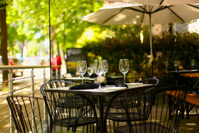 LiLLiES Italian Restaurant & Bar