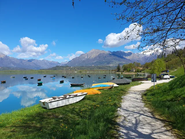 Capitello della Madonna del Lago