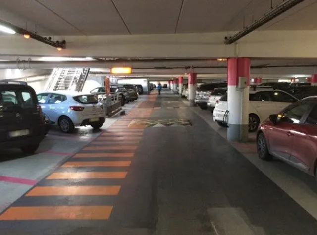 Chessy Marne-la-Vallée Disneyland Paris Station Car Park - EFFIA