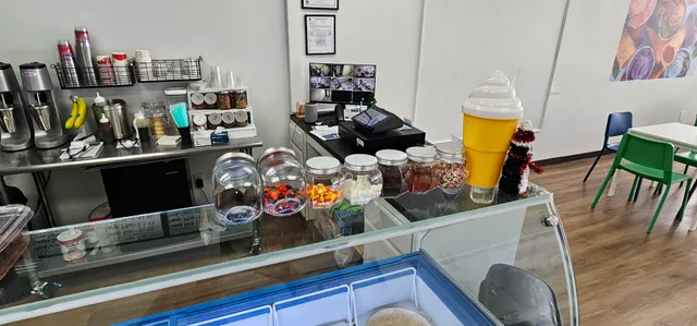 Edgewater Creamery Hershey's Ice Cream