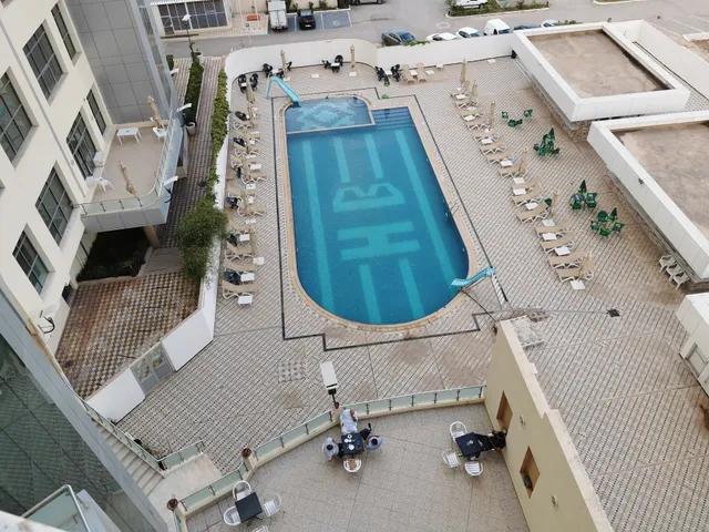 Hussein Hotel