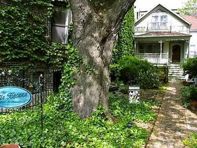 The Villa Toscana Guest House