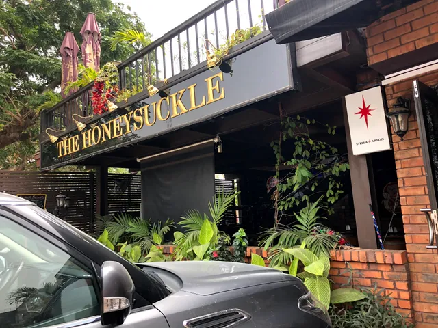 The Honeysuckle Pub & Restaurant- Osu