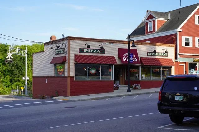 Hot n' Fast Somersworth House of Pizza