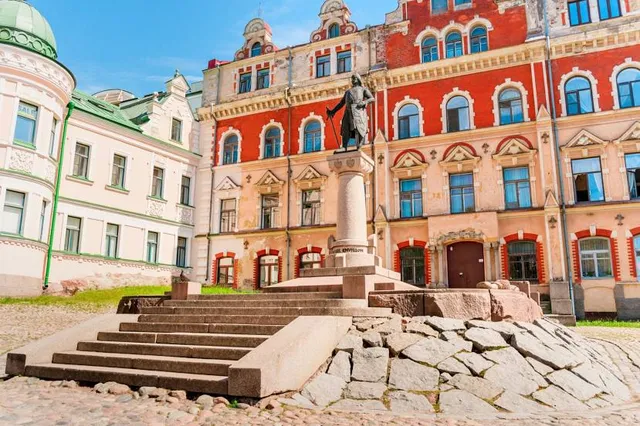 Statue of Torgils Knutsson