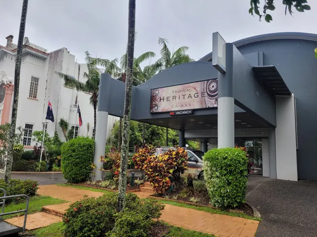 Heritage Cairns Hotel