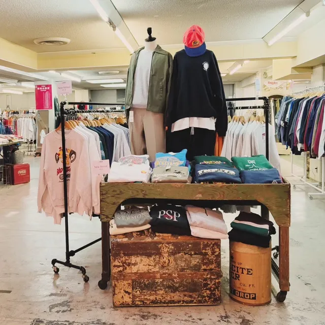 WEGO 古着卸倉庫