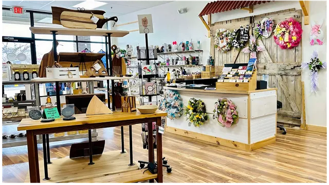 Red Barn Boutique Gift Shop