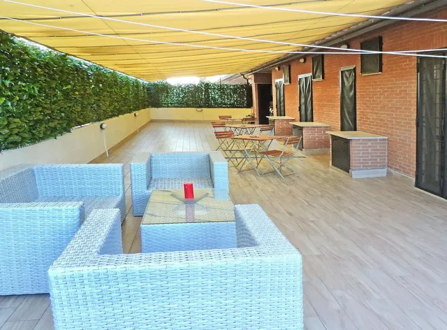 La Fiera Guest House