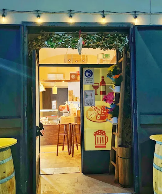 Vin Topic Wine & Food