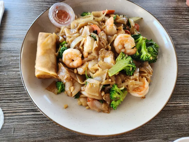 Red Dragon Asian Bistro