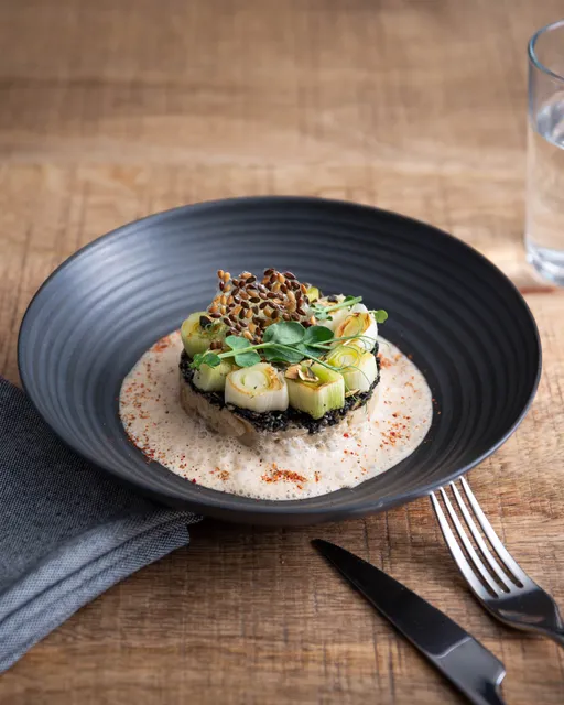 Seedling Based Head - Chief Home & Caterer Vegetarian / Végan