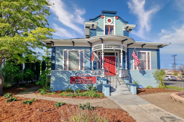 Historical Glass Museum