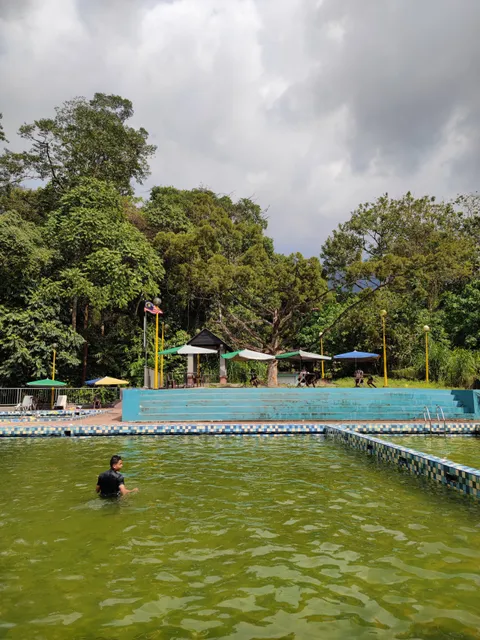 Coronation Swimming Pool