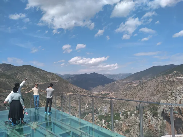 TORUL KALESİ CAM SEYİR TERASI