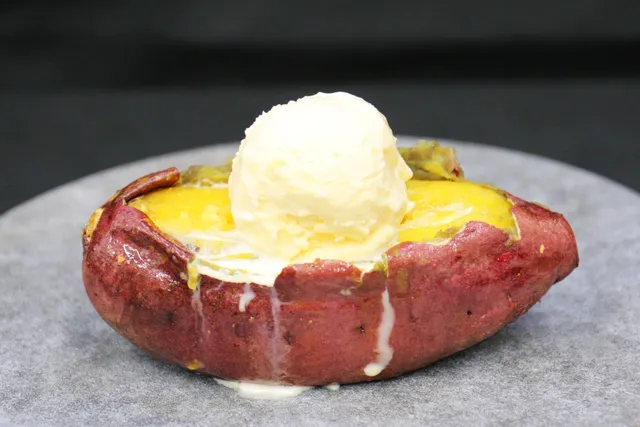 芋ぴっぴ。 平和公園店