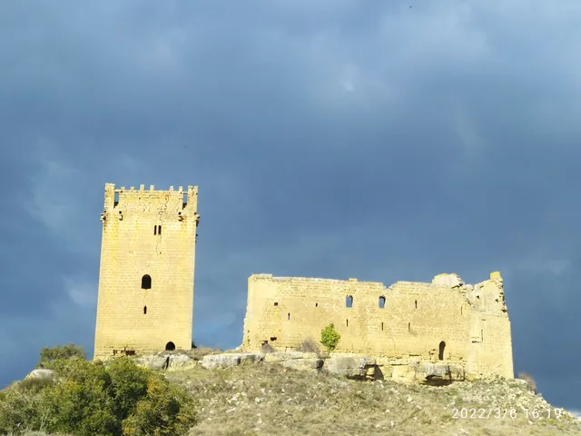 Castillo de Yéquera