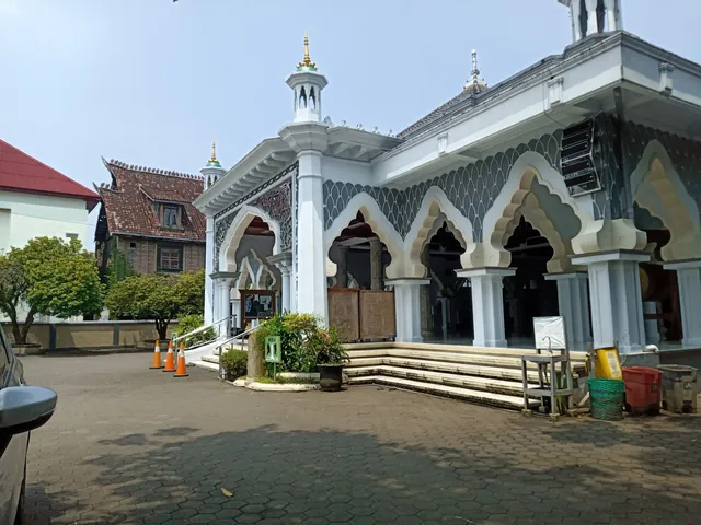 Baitul Makmur Grand Mosque