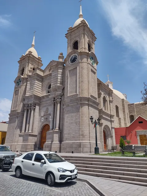 Catedral Santo Domingo - Diocesis de Moquegua y Tacna