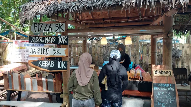 Pasar Wit-Witan Alasmalang