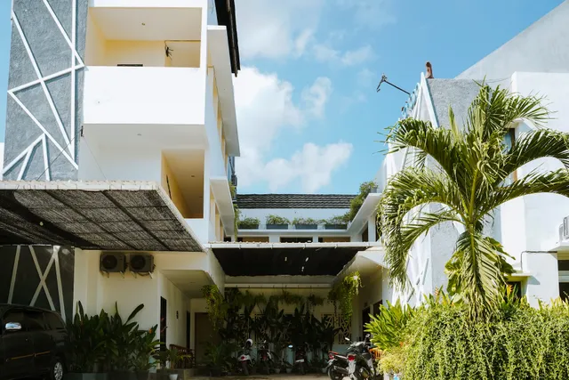 Mama Komodo Bed & Breakfast