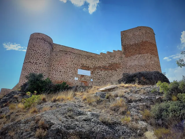 Enguídanos Castle