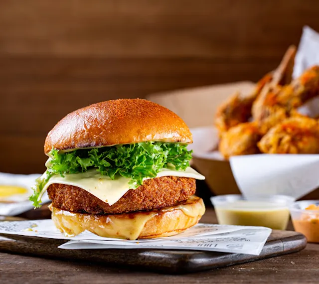 Louis Burger, Gurgaon