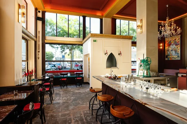 La Catedral | Cócteles y Antojitos