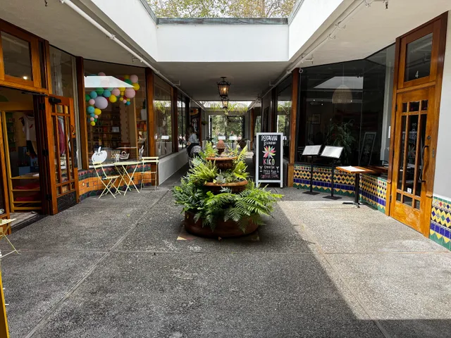 The Network Shopping Center