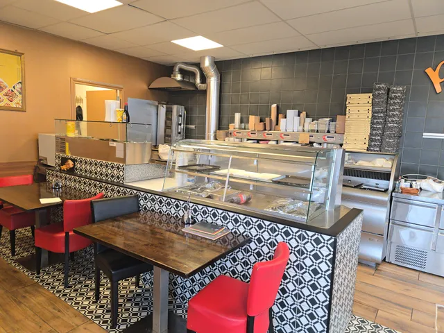 Wonderland Food مطعم ابو سمير سلطات فواكه عصائر طبيعية