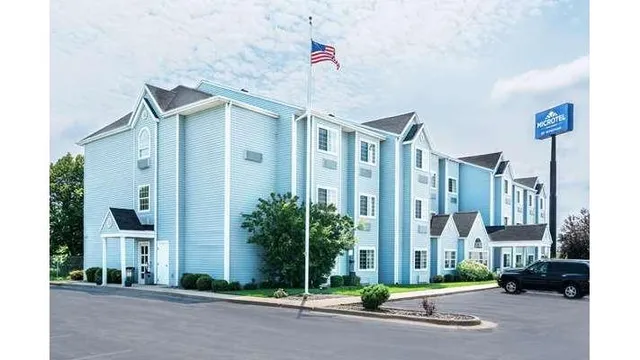 Microtel Inn & Suites by Wyndham Tomah