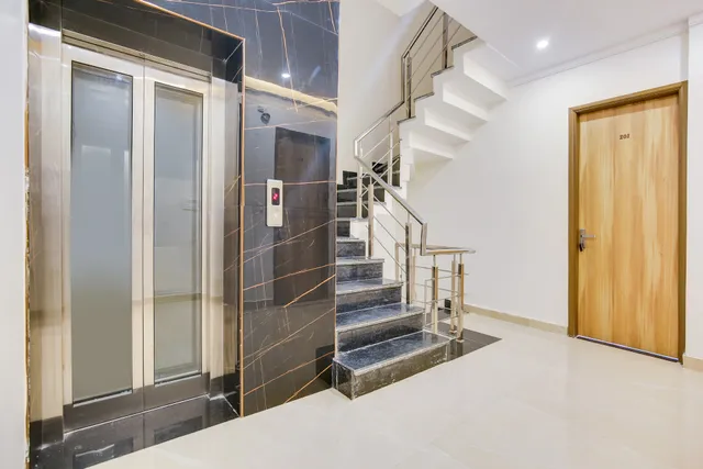 Super Hotel O Midway