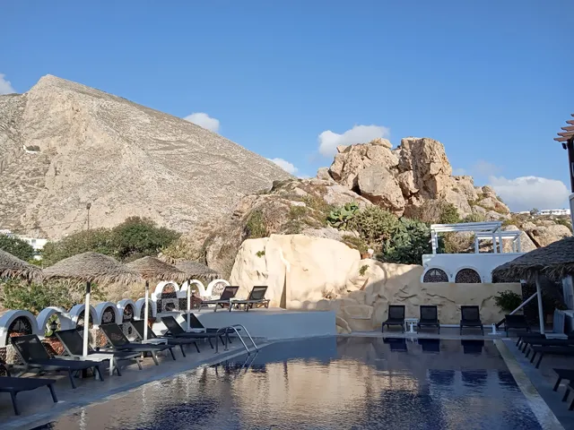 Black Sand Apartments