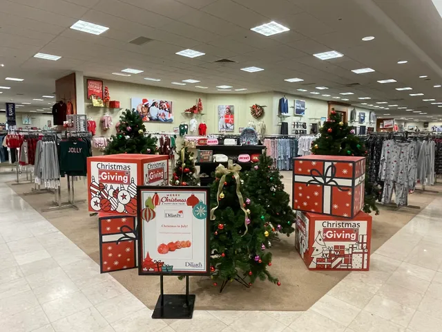 Dillard's Clearance Center